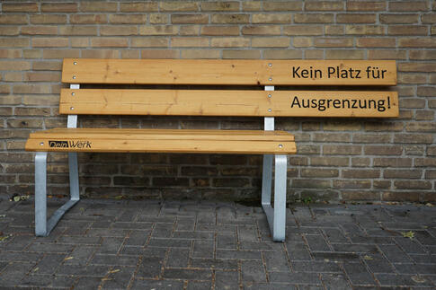 Kein Platz für Ausgrenzung ist ein Projekt der Lebenshilfe Heinsberg. 