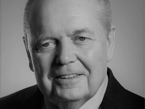 Ulrich Schmidt starb Ende Juli 2021. Er war von 1992 bis 2004 Landesvorsitzender der Lebenshilfe NRW.