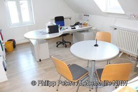 Leitungs-Büro komplett